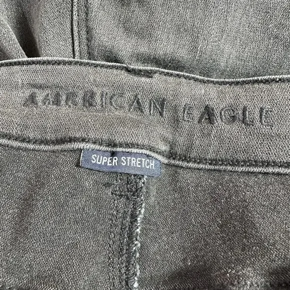 American Eagle HI RISE CROP FLARE Size 20 Short Black Jeans Denim Pants 37x23 - Picture 9 of 11